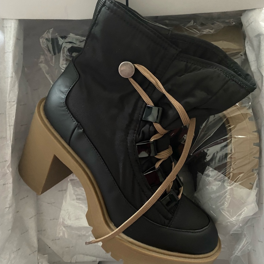 Dolce Vita Black and Tan Heeled Boots